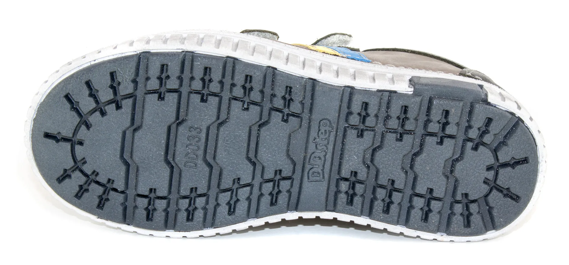 D.D. Step big kid boy shoes grey with yellow and blue stripe size US 13-4