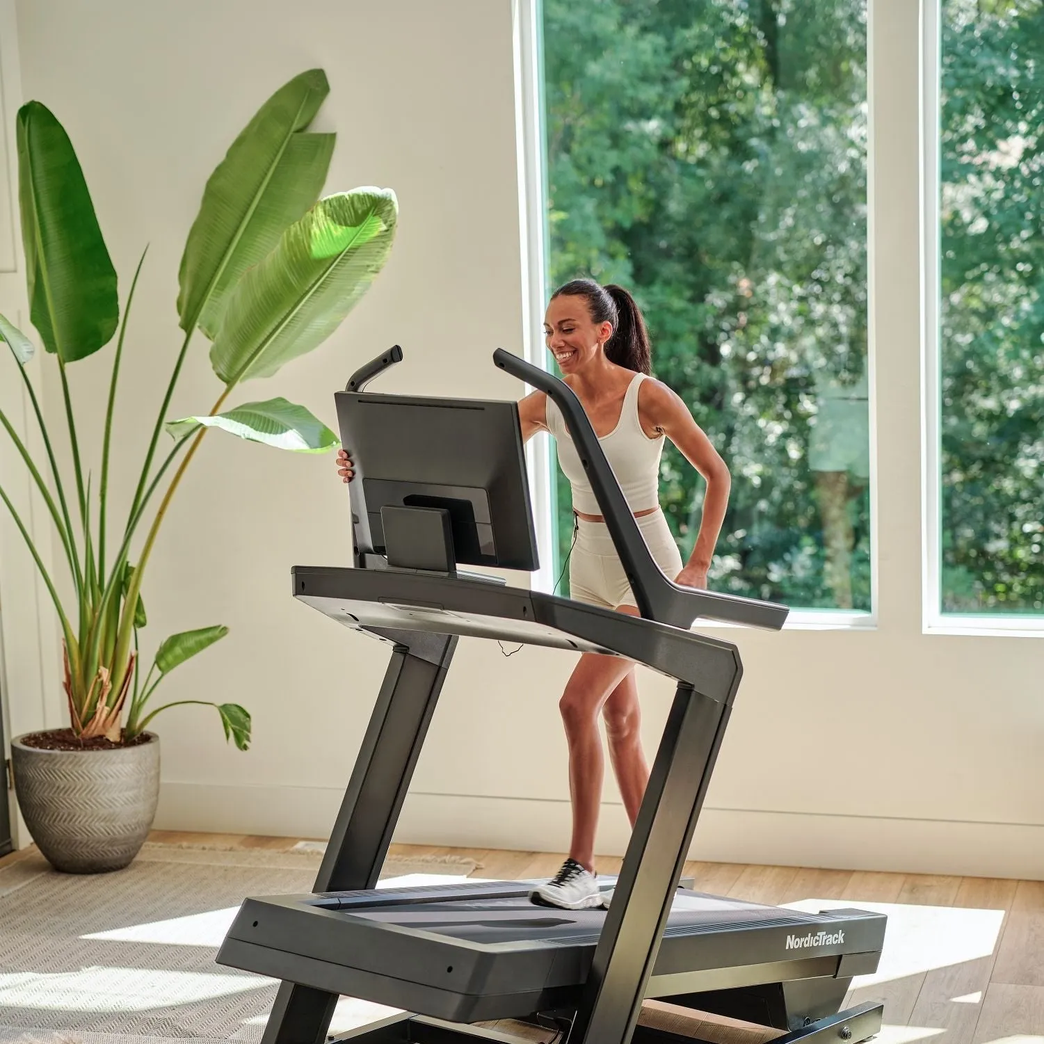 NordicTrack X24 Incline Trainer (2025 New)