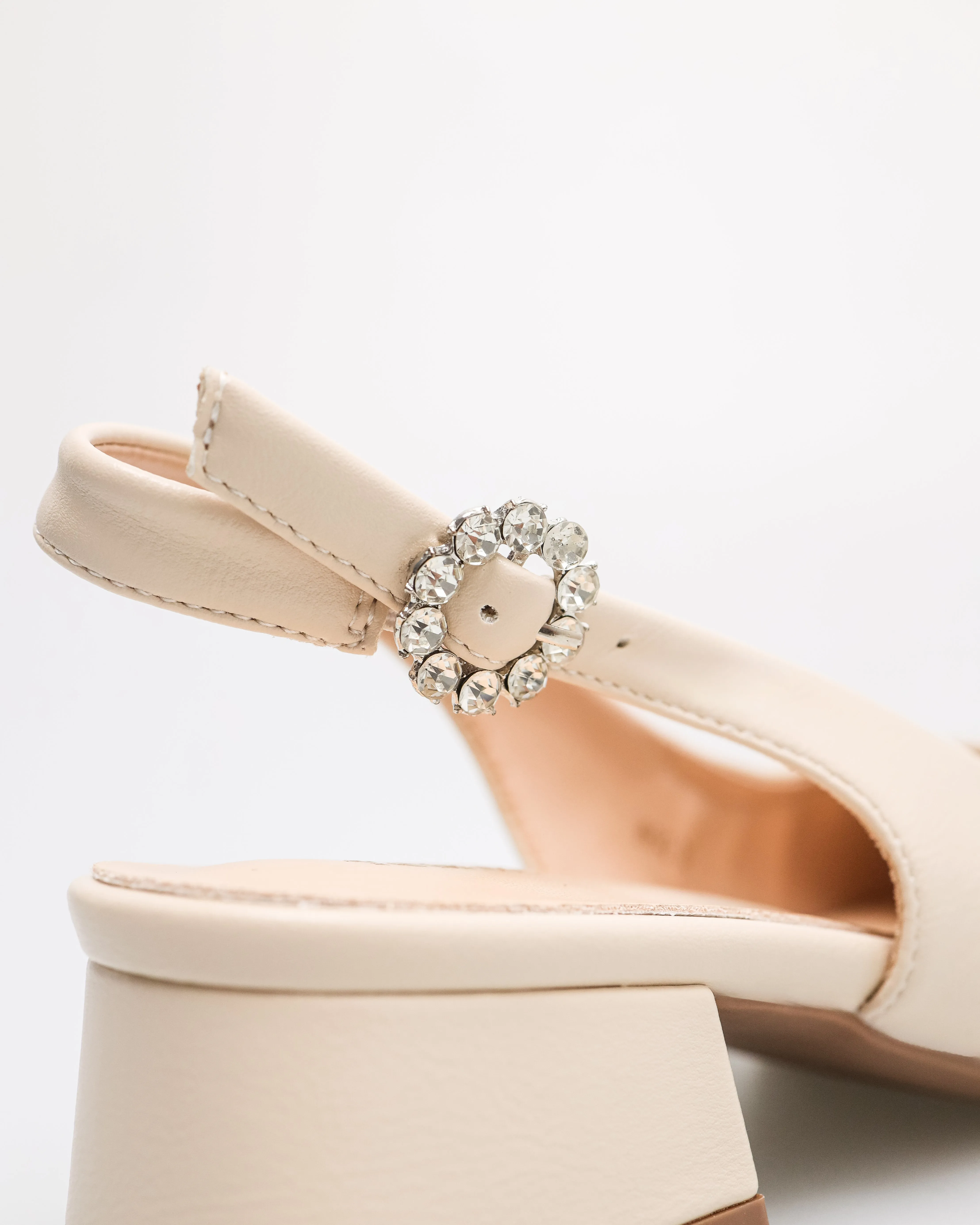 Tomaz NN542 Ladies Squared Ruched Heels