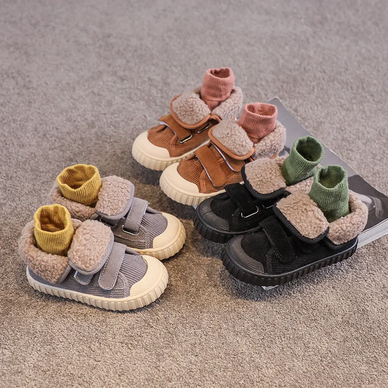 Warm Corduroy Sneakers