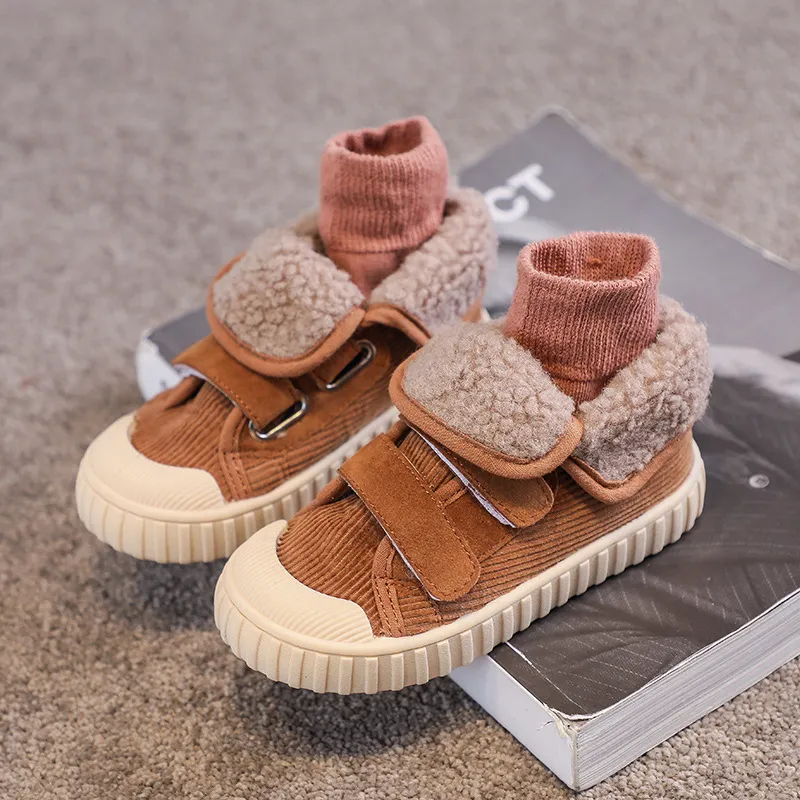 Warm Corduroy Sneakers